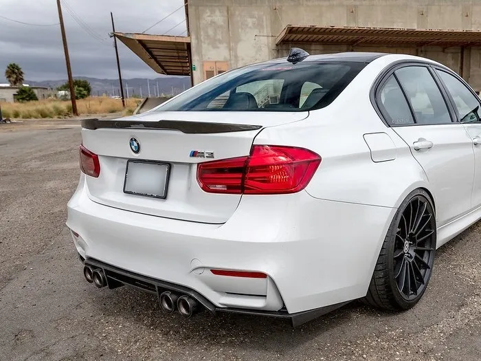 Eleron portbagaj pentru BMW F30 M4 thumbnail 2