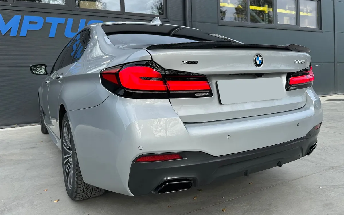 Eleron portbagaj pentru BMW G30 M4