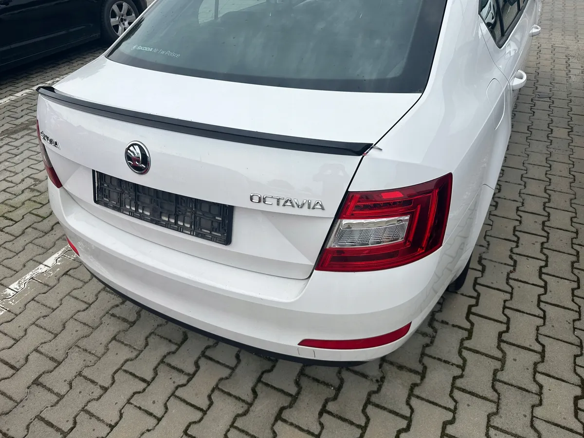 Lip спойлер на багажник Skoda Octavia A7 2013-2020