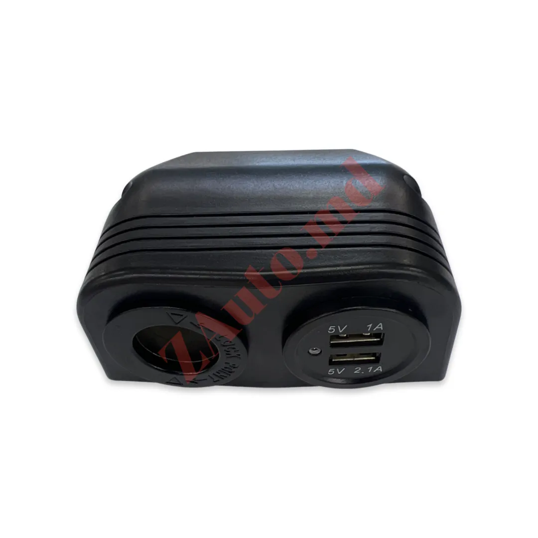 Панель с USB разъемом и прикуривателем